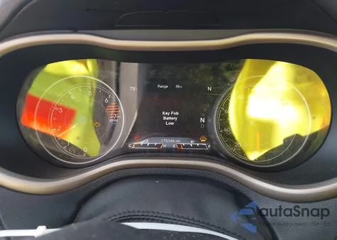 2016 Jeep Cherokee Limited z USA, uszkodzony, nr VIN 1C4PJMDB9GW276702